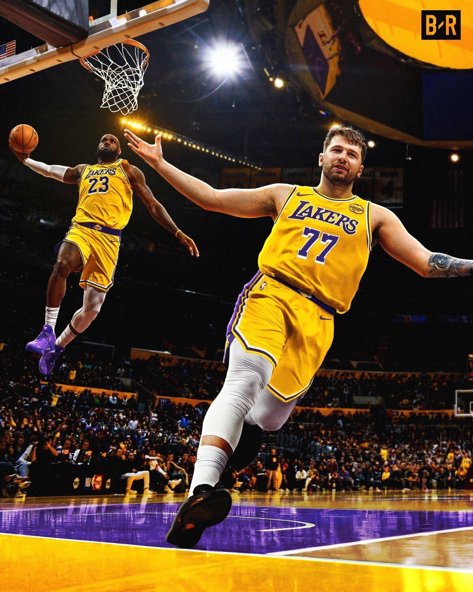 熊猫体育-东契奇回归赛场，惊险取胜首场状态亮眼，DWG观众沸腾！的简单介绍